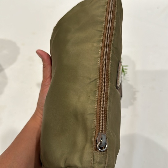 Authentic Prada pouch with authenticity card - Picture 8 of 11